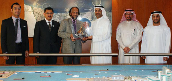 Dubai Maritime City showcases its Green Building best practices to Nobel Prize winner.