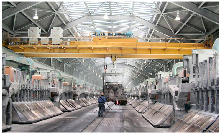 Dubai Cranes partners with UK's leading crane manufacturer.