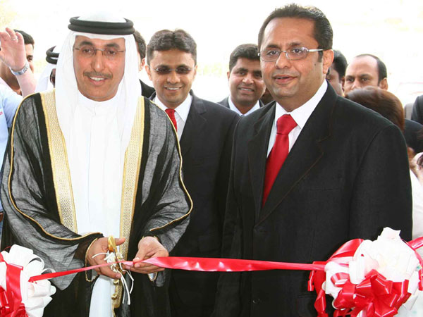 H.H. Sheikh Omar Bin Saqr Al Qasimi inaugurates US$ 21 million 'Buildmart'. H.H. Sheikh Omar Bin Saqr Al Qasimi inaugurates US$ 21 million 'Buildmart'.