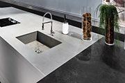 LAMINAM Unveils its New Series of Extra-Large Slabs 1620x3240 mm