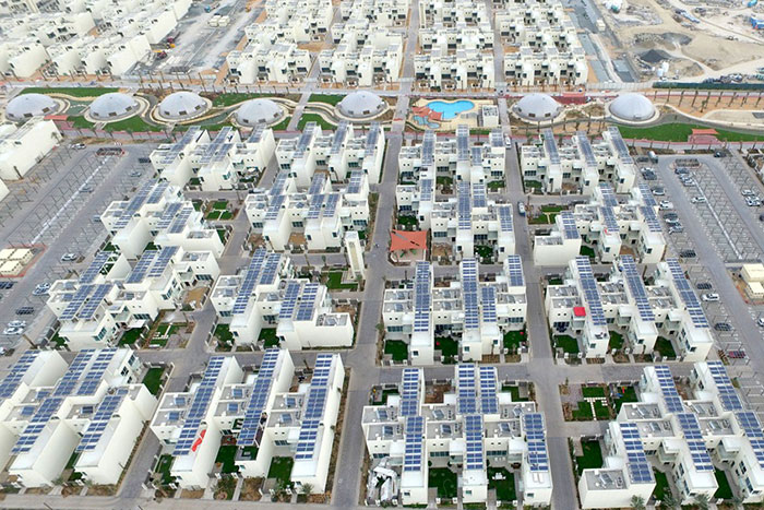 The Sustainable City officially starts clean energy production