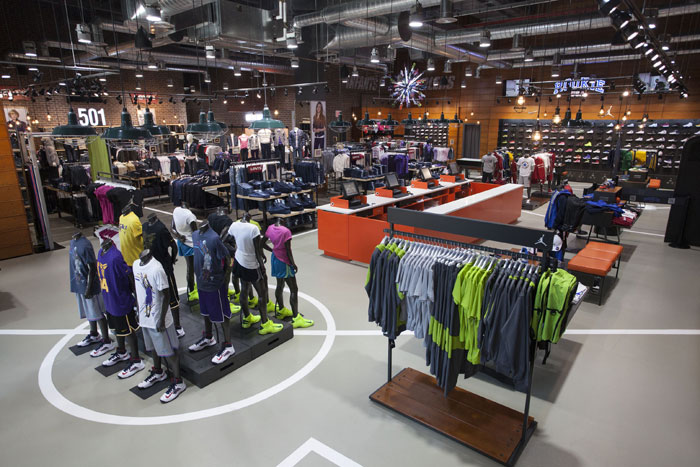 US sportswear brand goes for LEDs
