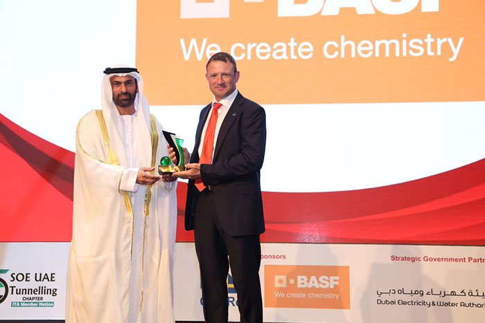 H.E. Eng. Essa Al Maidoor, President of the Society of Engineers  - UAE, and President of the Arabian Tunnelling Conference 2015, awarding Nick Chittenden, BASF Construction Chemicals, in appreciation for the support and valuable contribution as main sponsors.