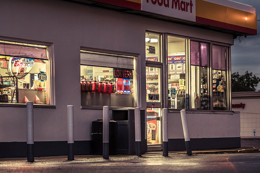 Benefits of Using Bulletproof Glass for Convenience Stores