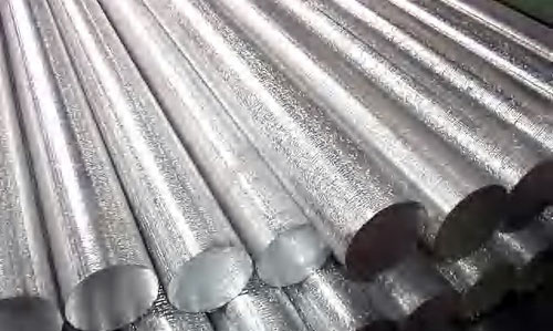 Emirates Aluminium closes a US$4.9 billion record financing deal for the world's largest smelter.