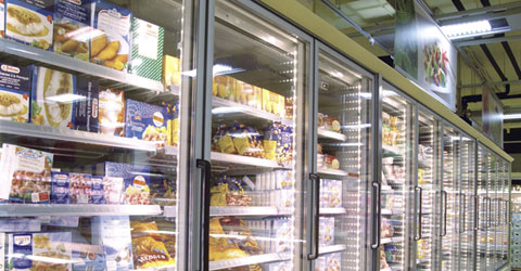 The clear lighting with pure, white light for most product groups optimises the product<br>presentation without heat emission.