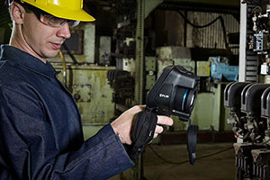 FLIR Systems Announces Four New Exx-Series Handheld Thermal Imaging Cameras