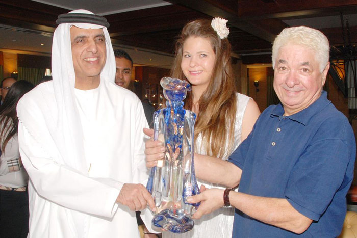 H.H. Sheikh Saud Bin Saqr Al Qasimi inaugurates world-renowned glass artist’s factory in Ras Al Khaimah.