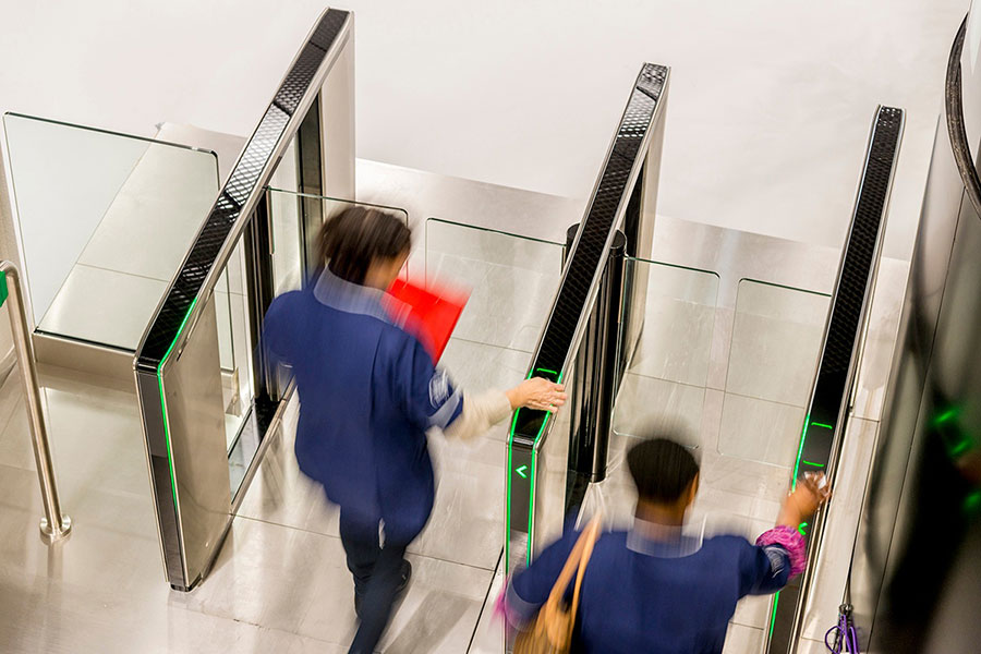How to Choose the Right Security Entrances for Your Building