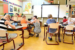 Is Bulletproof Glass for Schools Effective?