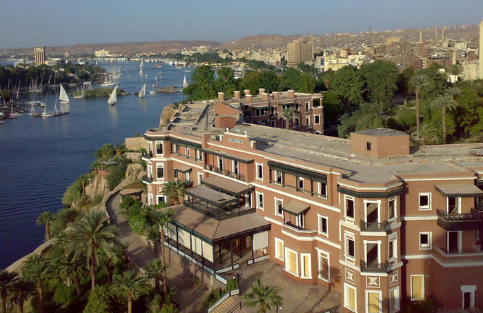 The new Cataract Hotel.