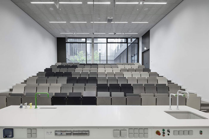Knauf AMF enhance the acoustics in the new building at the Bielefeld University of Applied Science