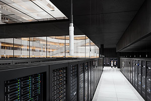 Maximising Datacentre Uptime While Minimizing CO2 Emissions