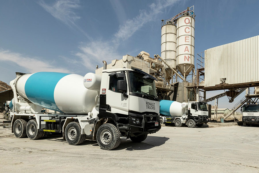 Middle East First for Renault Trucks and Ocean Readymix & Precast with New Transit Mixer Deal