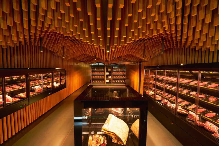 Pantano Carni 'Tailor-Made' Meat Boutique with Criocabin Display Cases