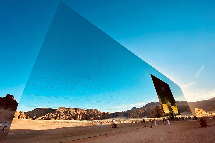 Saudi Arabia’s Maraya Concert Hall is World’s Largest Mirror-Clad Building