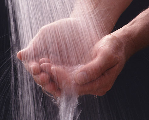 Siemens receives contract worth 60 million Euros for water transmission system in Saudi Arabia.