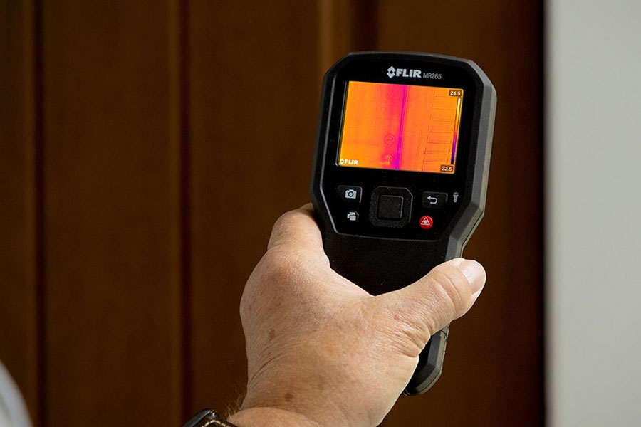 Teledyne FLIR Releases FLIR MR265 Moisture Meter and Thermal Imager with MSX