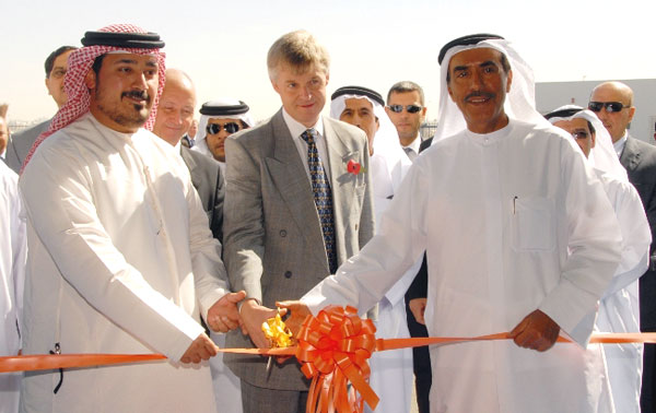 Saeed Issa Al Khaily, Finance Manager of Higher Corporation for Specialized Economics Zones - Edward Oakden, <br>British Ambassador to the UAE - Abdulla Nasser Hawaileel Al Mansoori, Chairman of Al Nasser Industrial Enterprises.