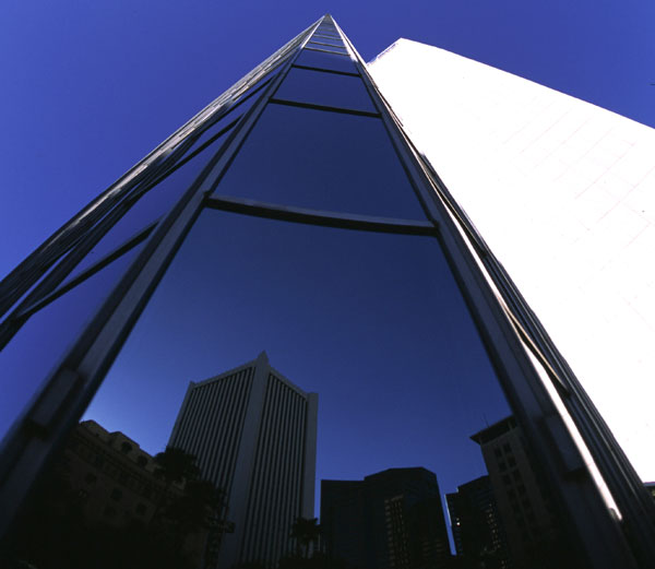 Ultra high-rise Building Summit 2008 to be held on 27 and 28 March.